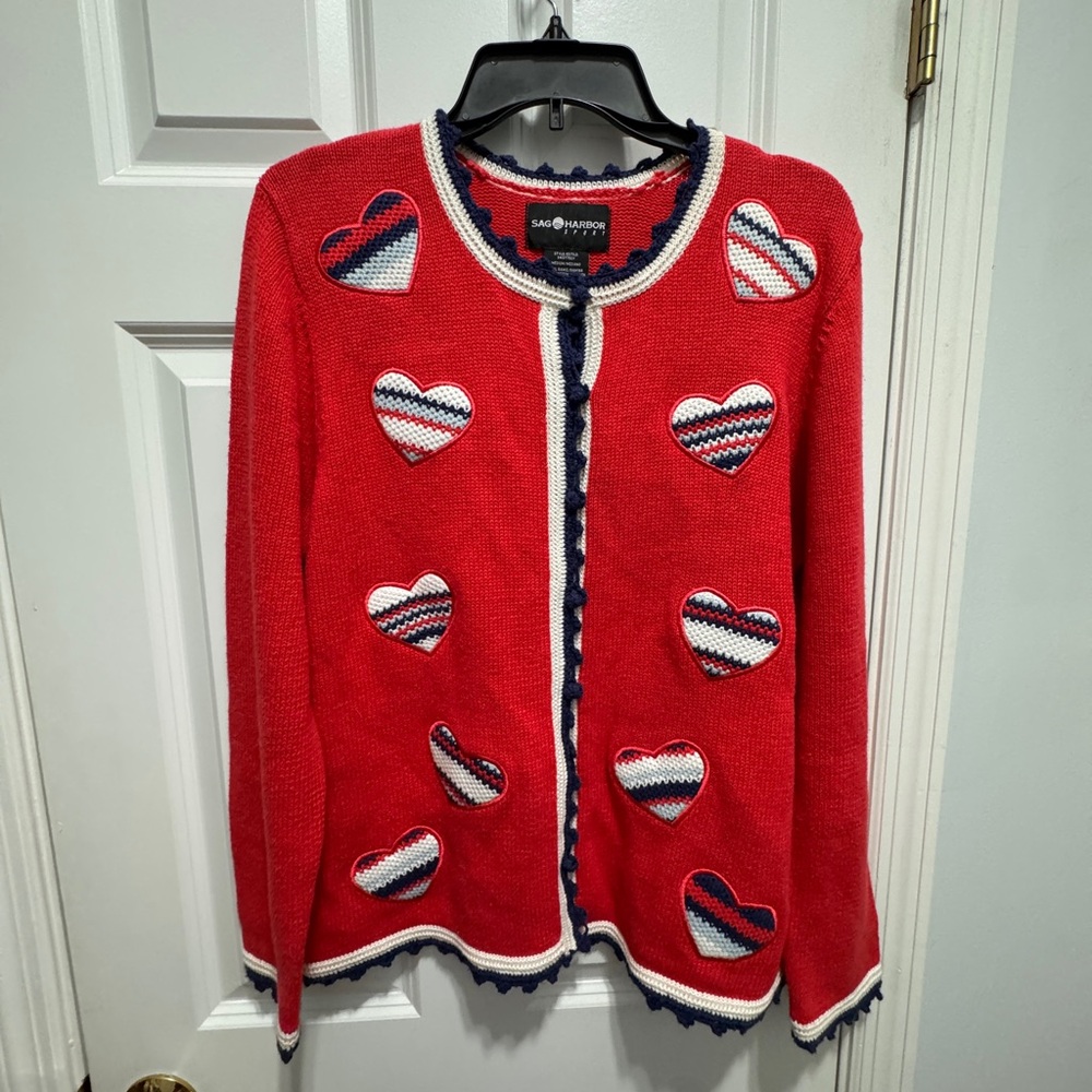 Sag Harbor vintage spplique heart medium sweater